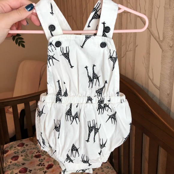 old navy giraffe onesie